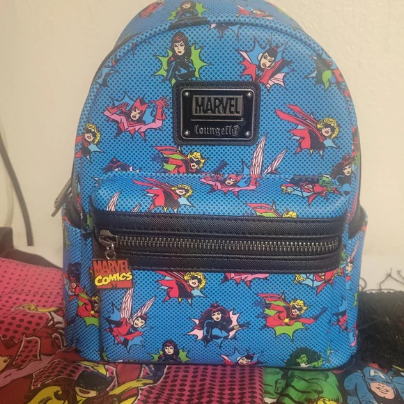 Loungefly Women Marvel - Picture 7 of 7